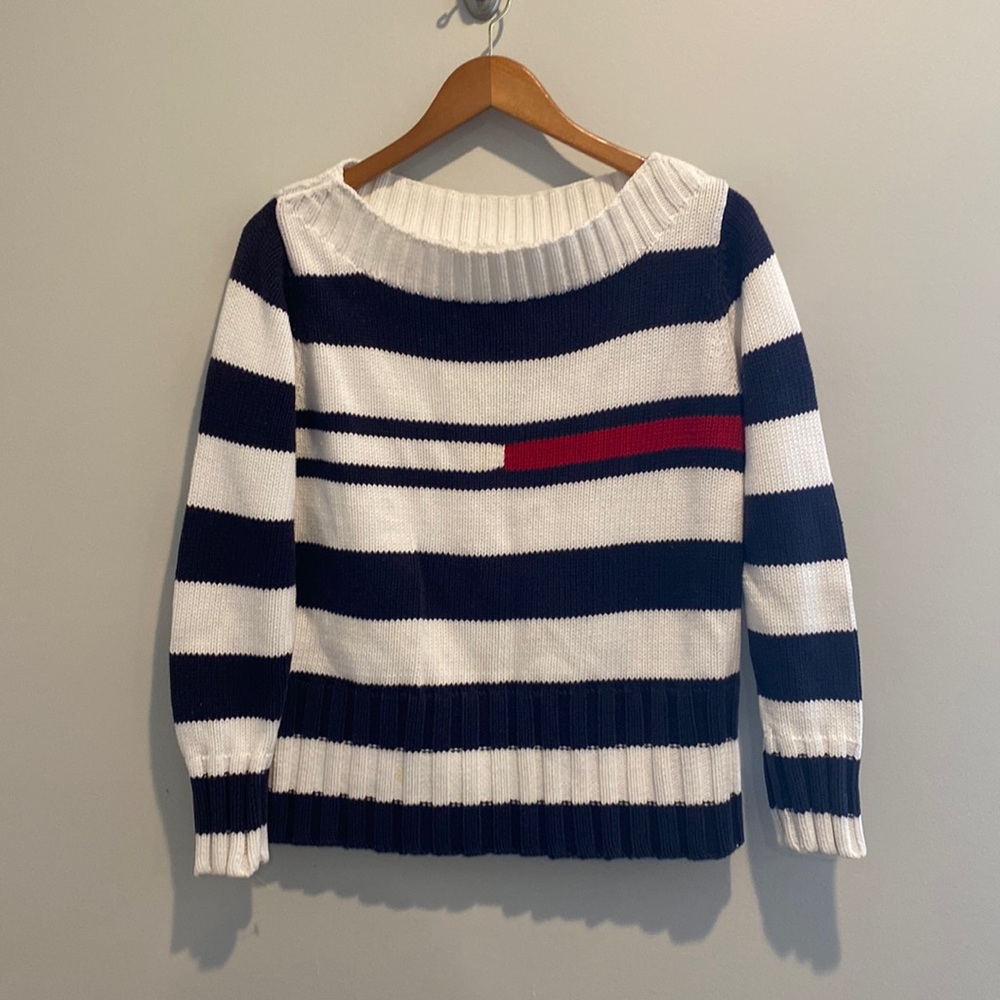 Vintage Tommy Hilfiger sweater